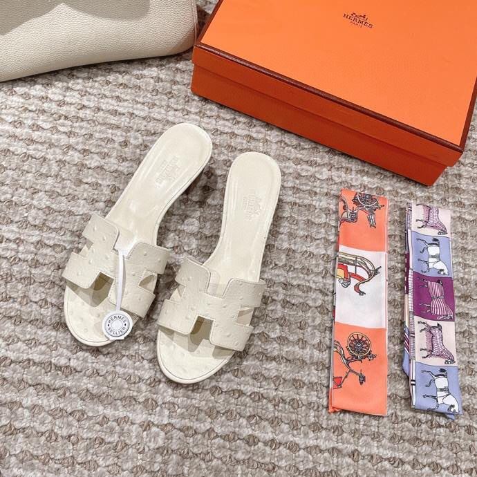 Hermes Slippers